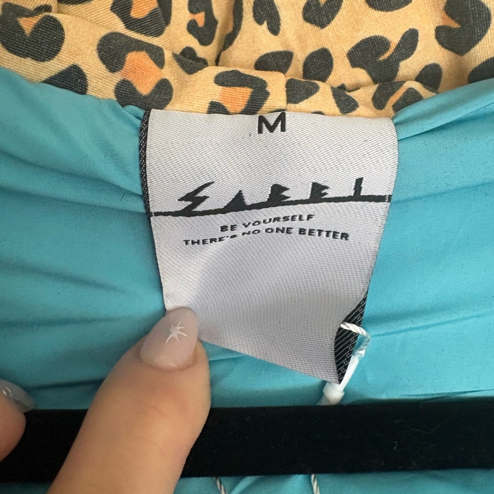 The Leopard Bomber - Picture 10 of 10